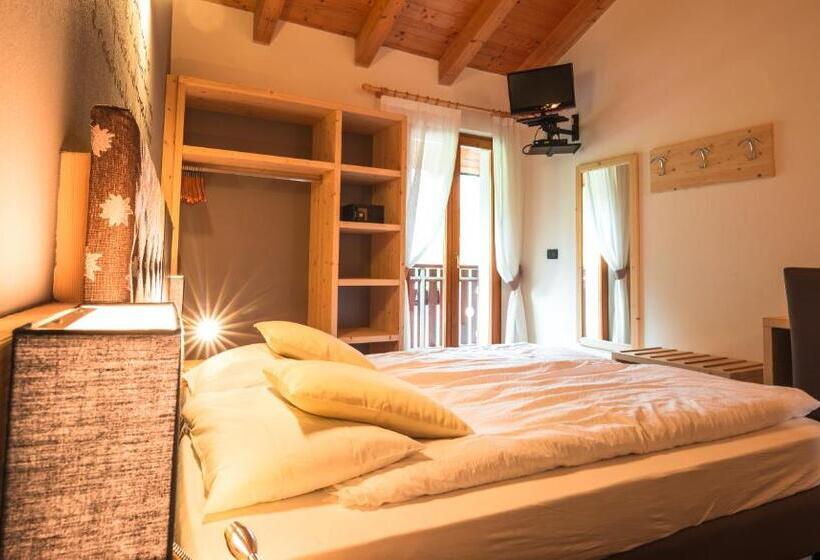 חדר סופריור לשלושה, Albergo Maggiorina