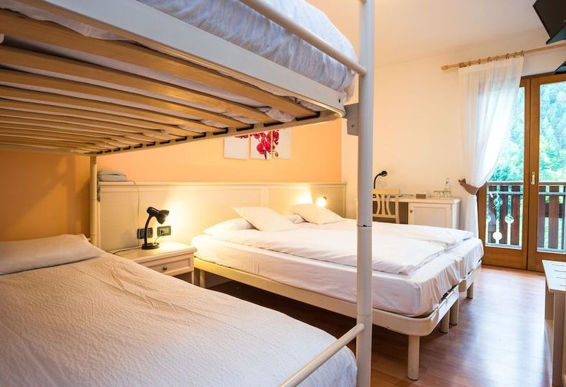 חדר סטנדרט לארבעה, Albergo Maggiorina