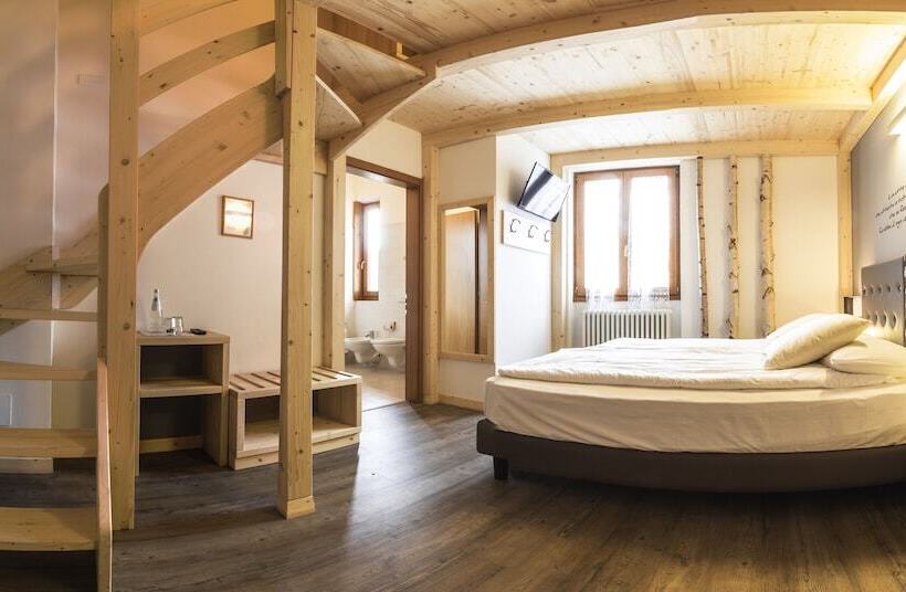 חדר סופריור לשלושה, Albergo Maggiorina