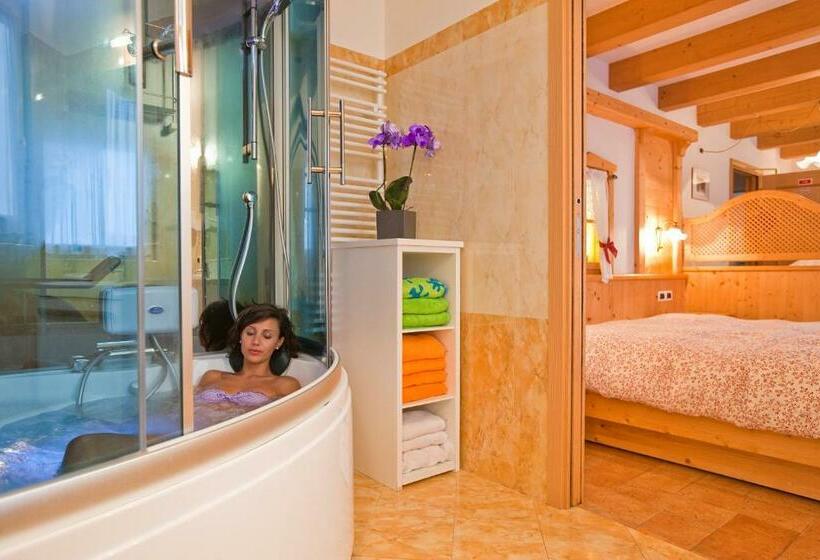 סוויטת ג'וניור דלוקס, Albergo San Rocco