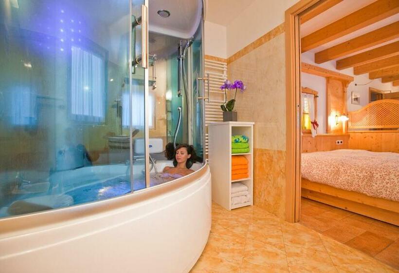 디럭스 주니어 스위트, Albergo San Rocco