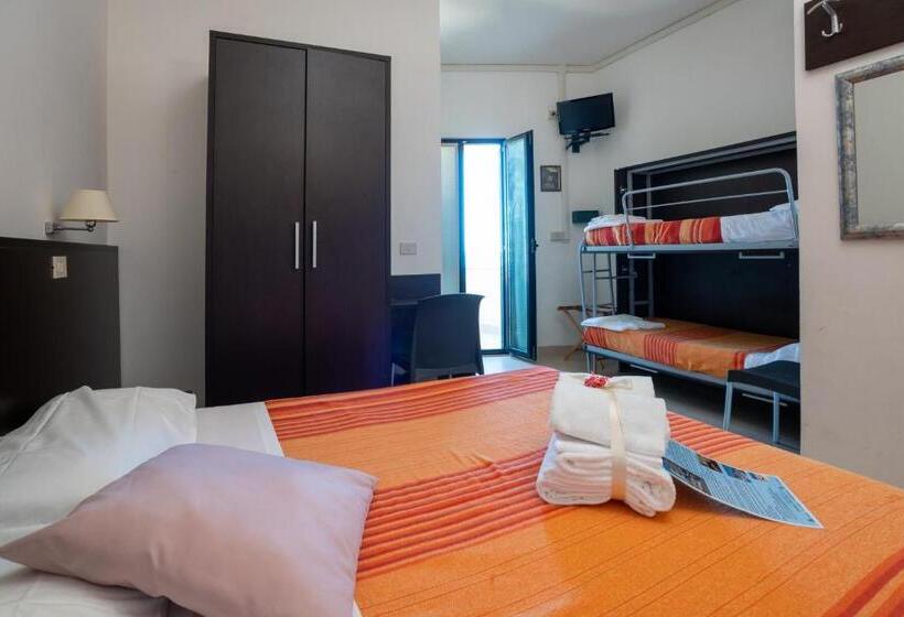 4인용 스탠다드 룸, Ancore