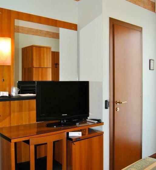 غرفة إقتصادية فردية, Aquila