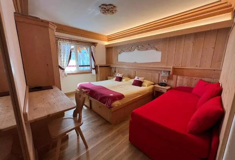 Standard Kolmen Hengen Huone, Aurora