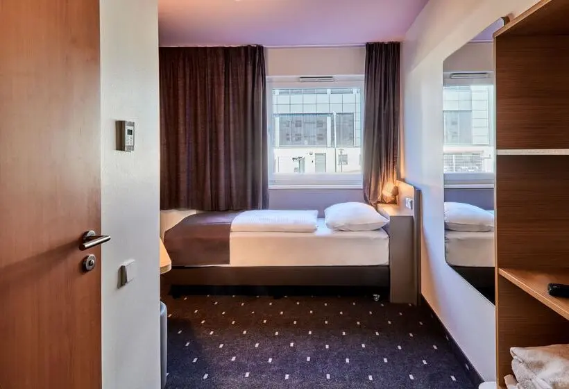 Standard Yhden Hengen Huone, B&b Hotel Frankfurt Niederrad