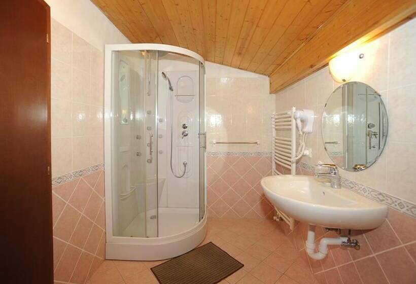 חדר סטנדרט, Bucaneve