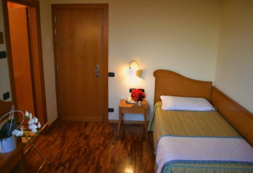 스탠다드 싱글 룸, Camoretti