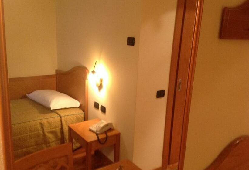 스탠다드 싱글 룸, Camoretti