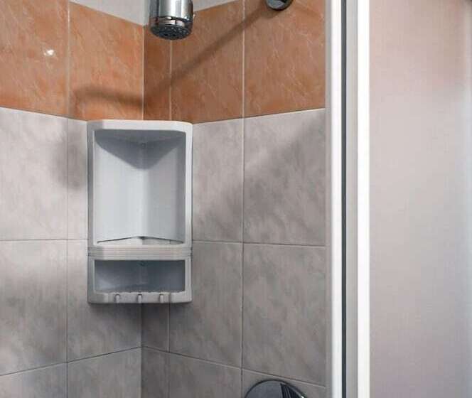 标准单人间, Dell'angelo