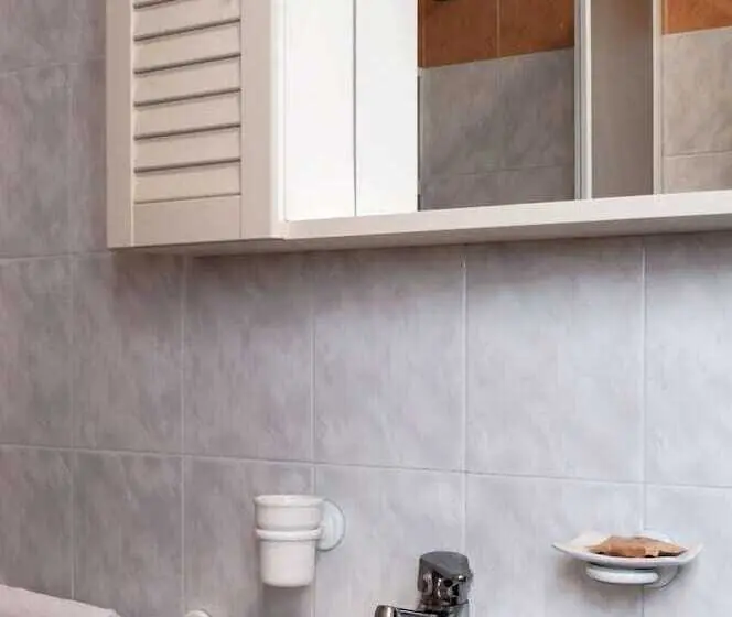 Quarto standart individual, Dell'angelo