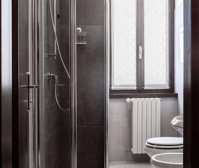 标准单人间, Dell'angelo