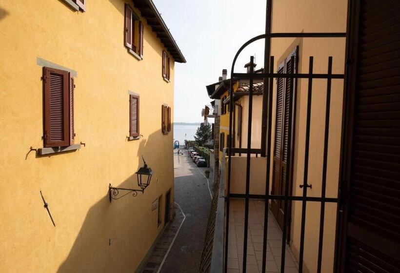 标准间, Dell'angelo