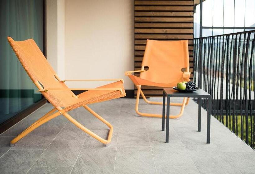 Номер Deluxe с Балконом, Der Weinmesser