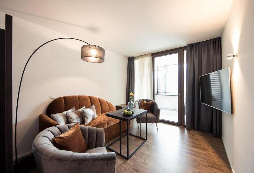 Family Suite, Der Weinmesser