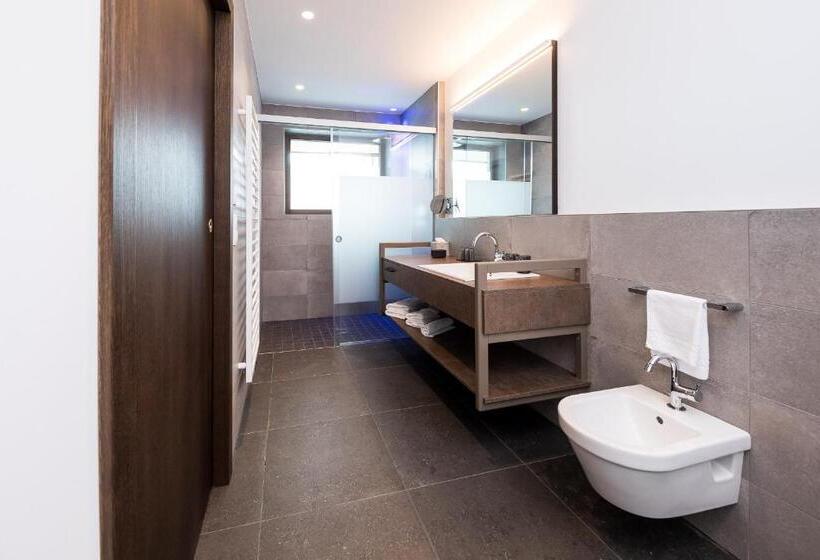 Номер Deluxe с Балконом, Der Weinmesser