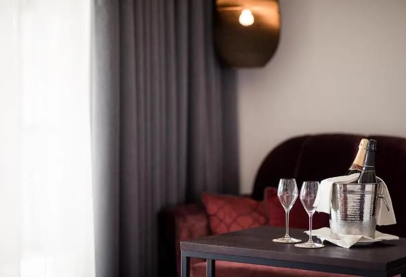 Deluxe-huone Parveke, Der Weinmesser