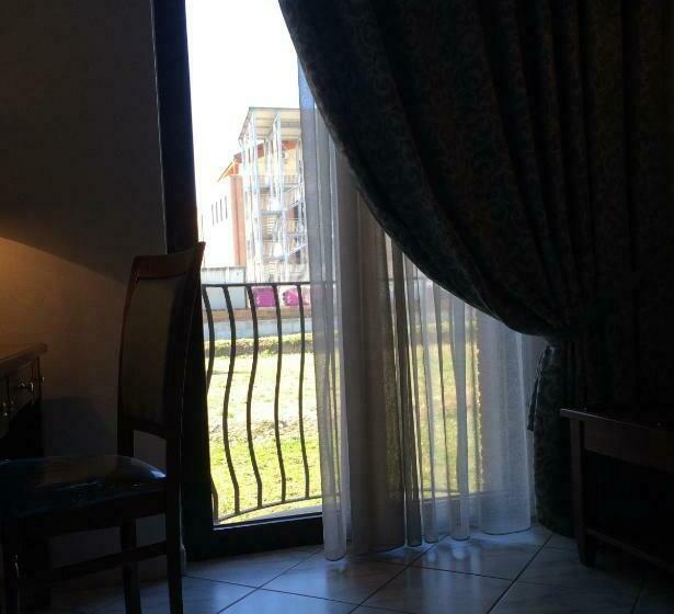 اتاق استاندارد, D.g. Garden