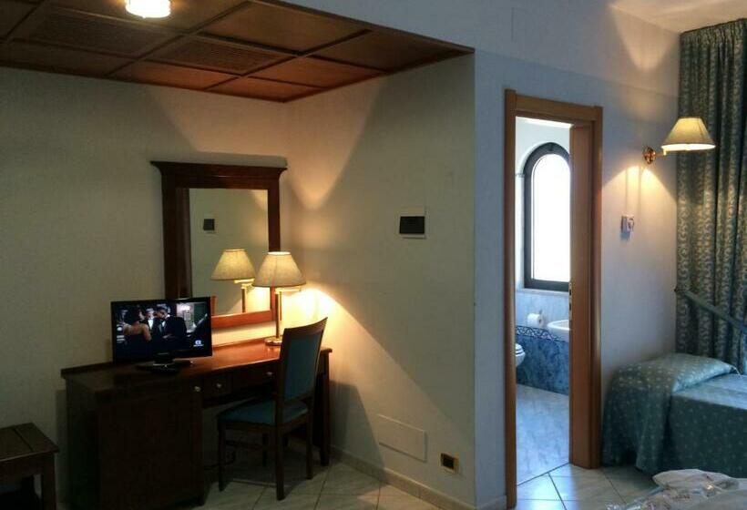 اتاق استاندارد سه نفره, D.g. Garden