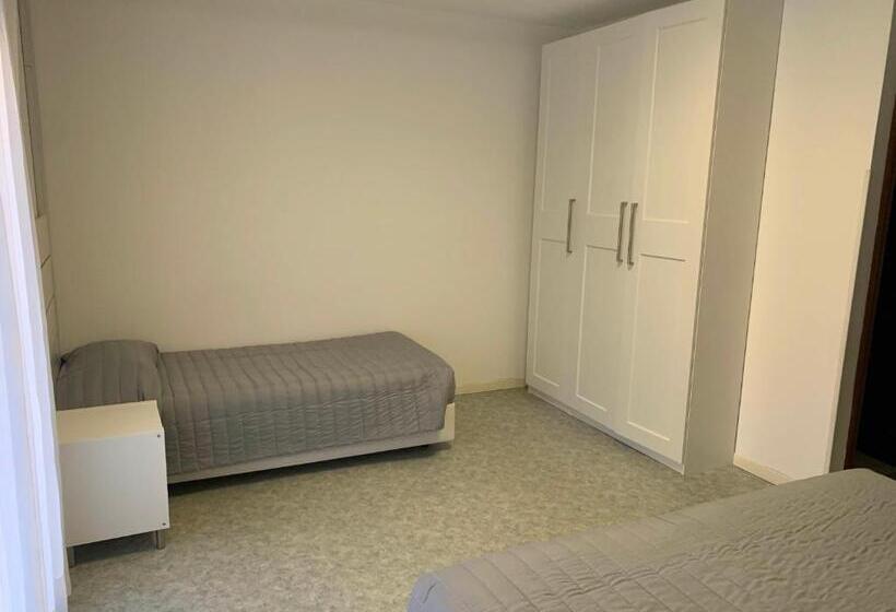 スタンダードトリプルルーム, Euro Meublé