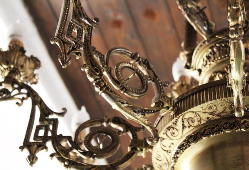 デラックスルーム, Federico Ii