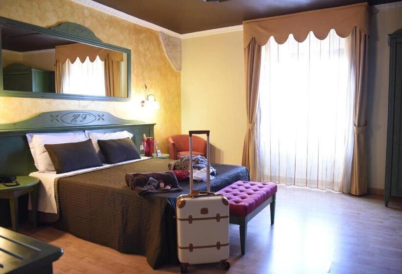 スタンダード４人部屋, Federico Ii