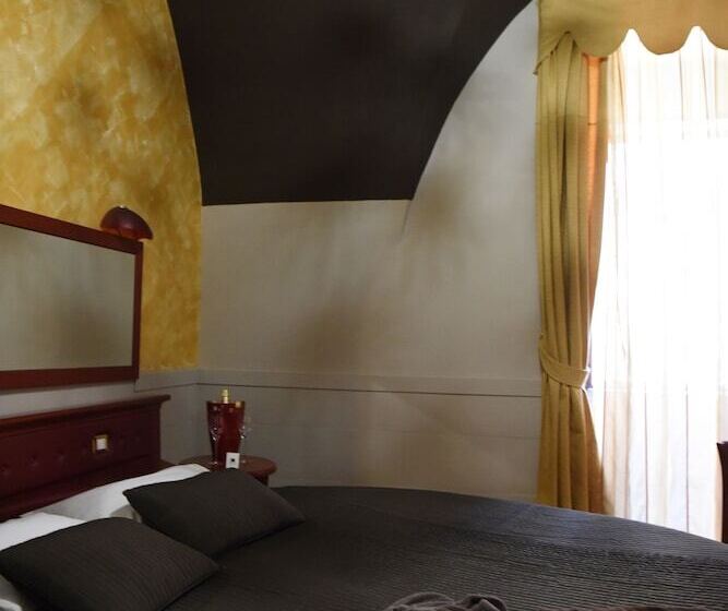 スタンダードルーム, Federico Ii