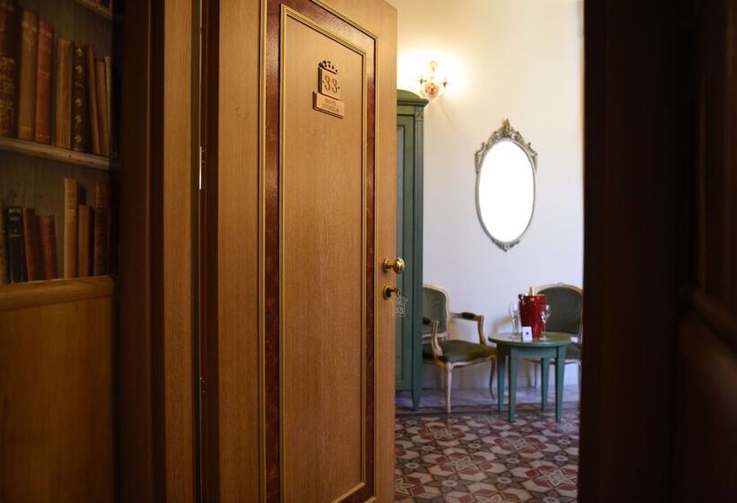 デラックスルーム, Federico Ii