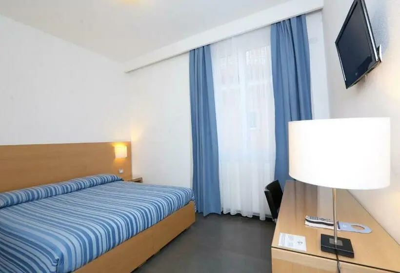 اتاق استاندارد, Genova