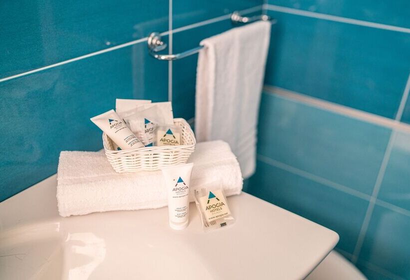 带阳台的三人标准间, Horizonte