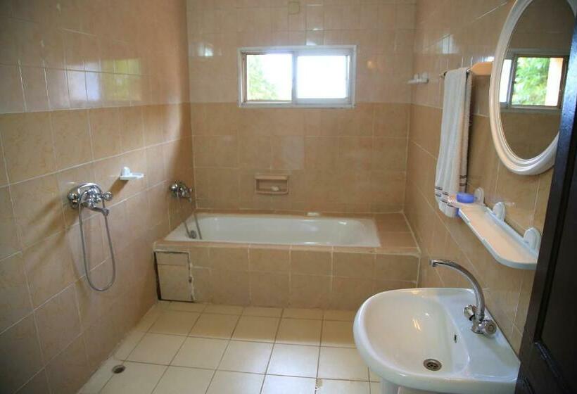 סוויטה עם מרפסת, Le Baobab