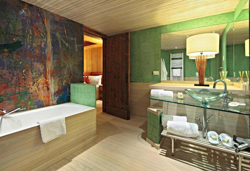 Номер Superior, Lerie De Mascognaz