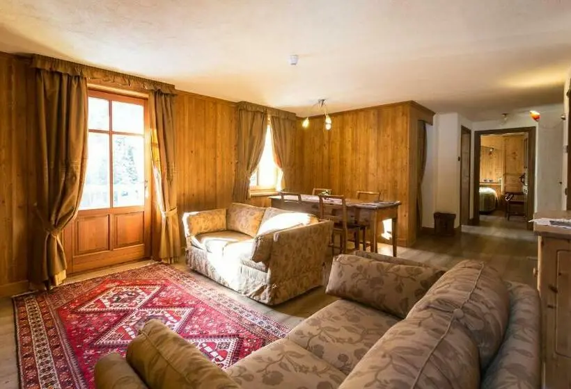 سوییت خانوادگی, Lyshaus