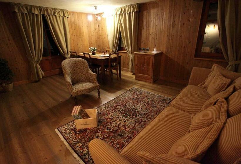 جناح عائلي, Lyshaus