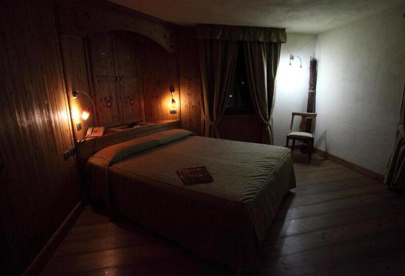 جناح عائلي, Lyshaus