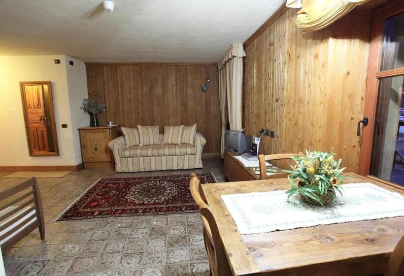 جناح عائلي, Lyshaus