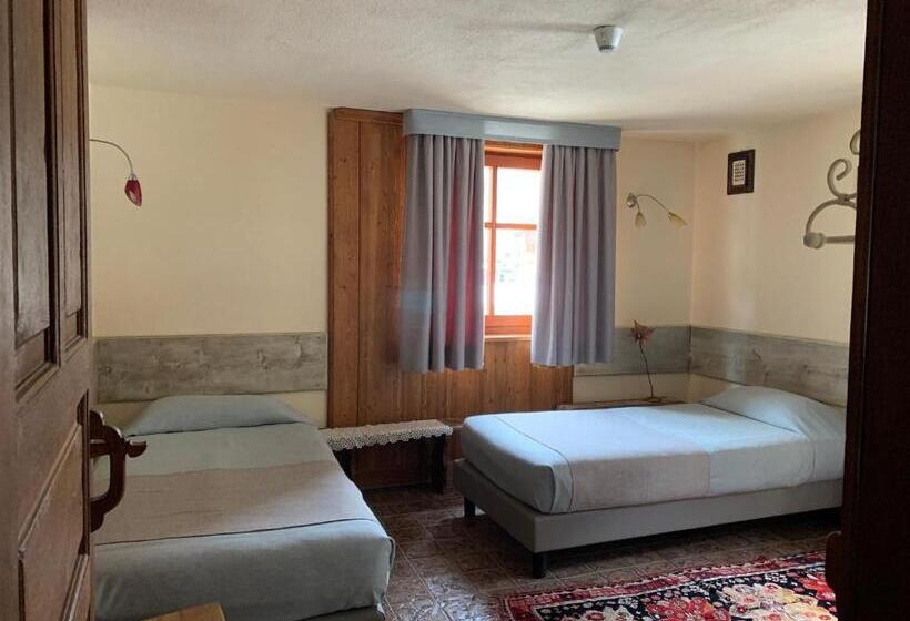 جناح عائلي, Lyshaus