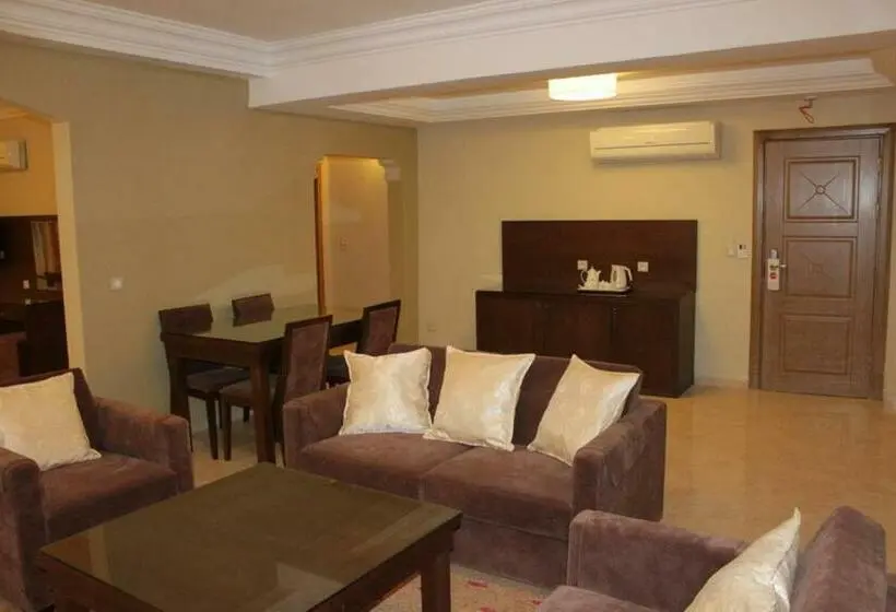 سوییت جونیور لوکس, Mauricenter Nouakchott