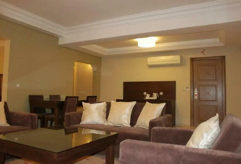 سوییت جونیور لوکس, Mauricenter Nouakchott