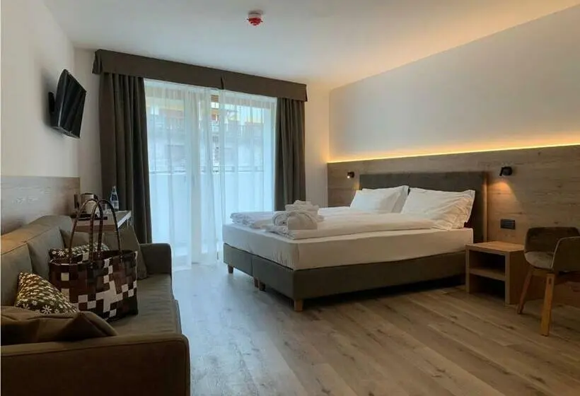 اتاق سوپریور, Miravalle