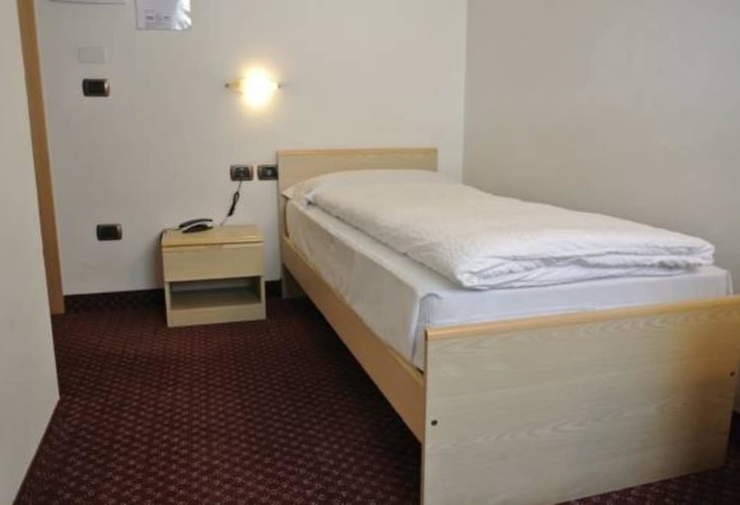 חדר סטנדרט יחיד, Miravalle