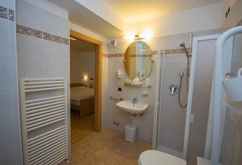 חדר אקונומי, Miravalle