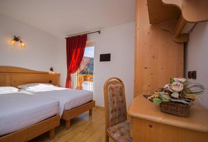 חדר סטנדרט עם מרפסת, Miravalle