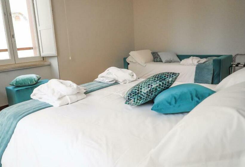 Номер Стандарт Трехместный, Palazzo Filisio  Regia Restaurant