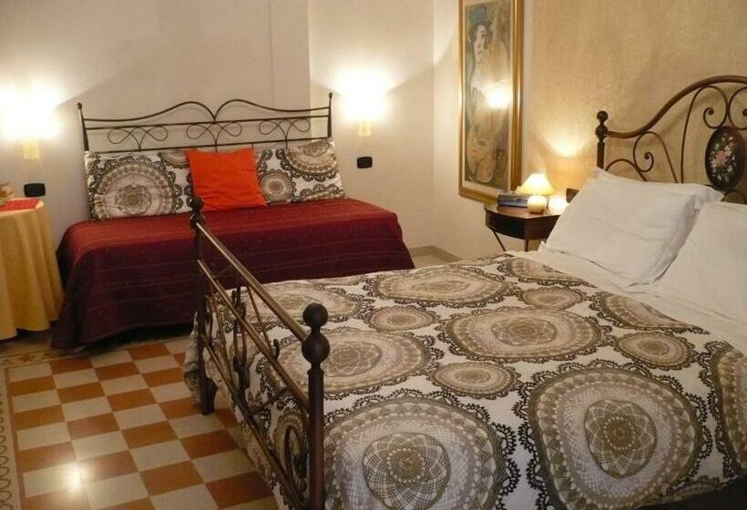 标准间, Palazzo Krataiis