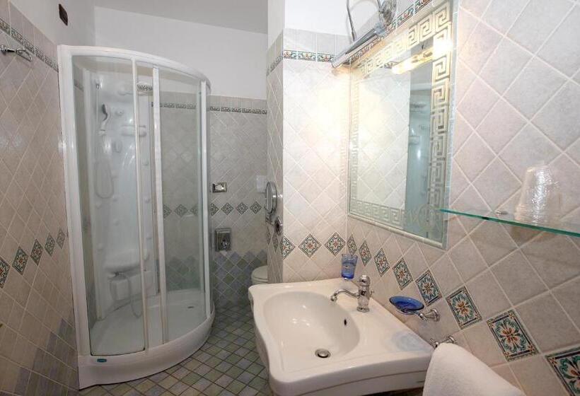 小型套房带海景, Palazzo Krataiis