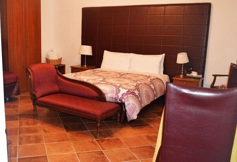 四人标准间, Palazzo Krataiis