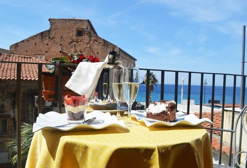 小型套房带海景, Palazzo Krataiis