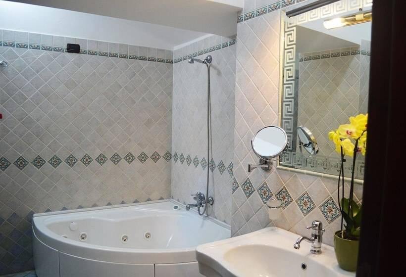 小型套房带海景, Palazzo Krataiis