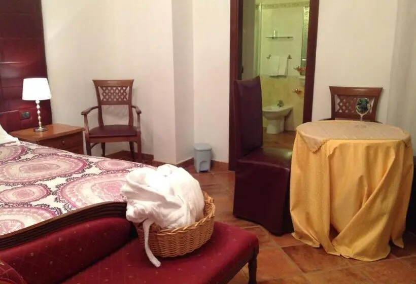 スタンダード４人部屋, Palazzo Krataiis