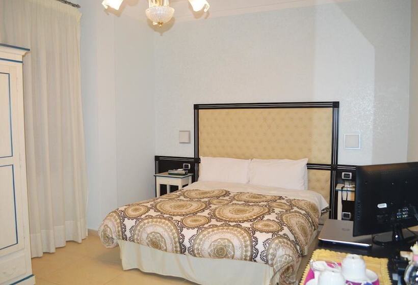 标准间, Palazzo Krataiis